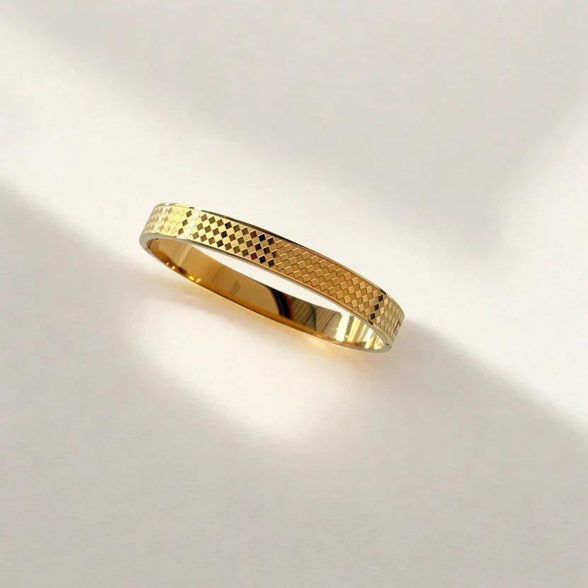 18K Gold Plated Textured Men’s Kada Bracelet | Anti - Tarnish Stainless Steel Traditional Jewellery - The Soul Jewellery