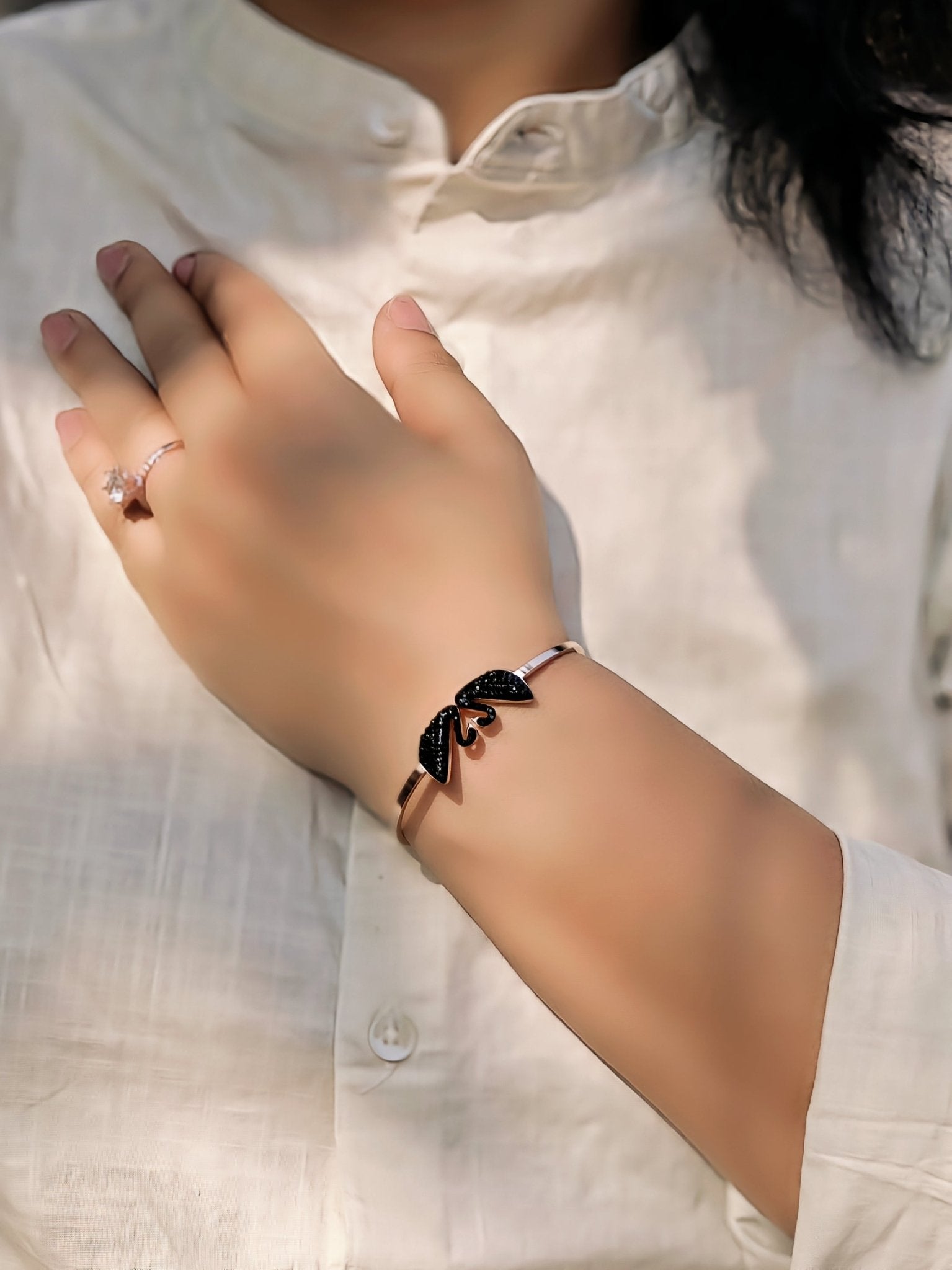 18K Rose Gold Plated Anti Tarnish Black Swan Pair Openable Bangle RGB169 - The Soul Jewellery