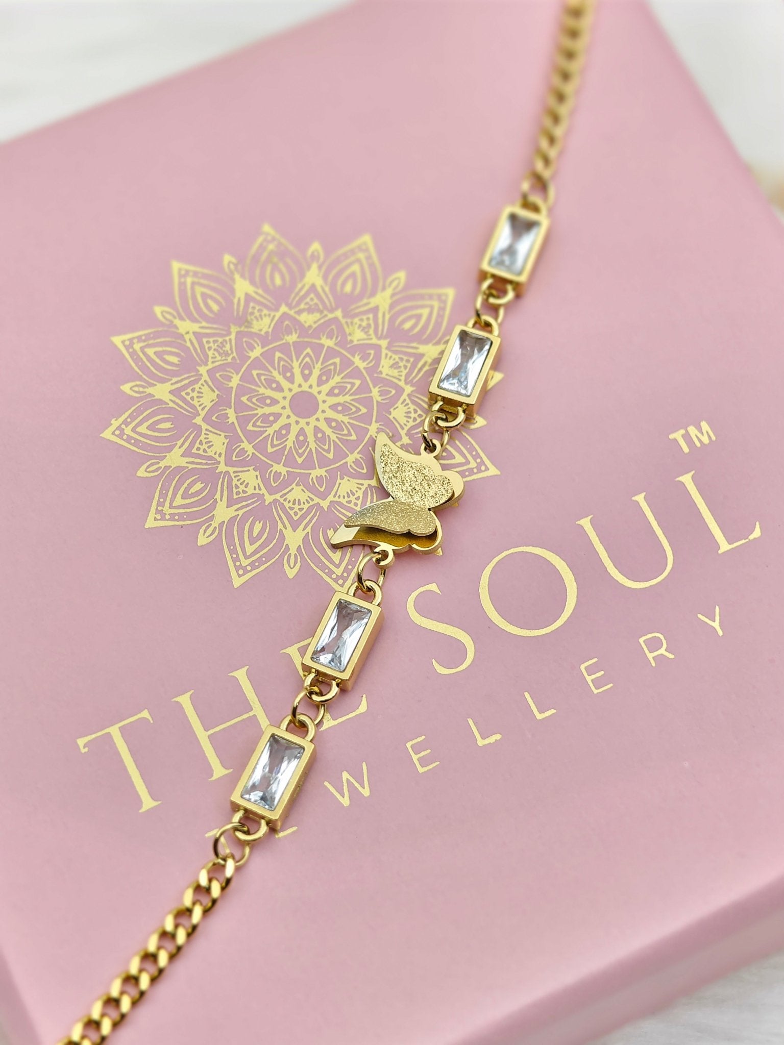 18K Gold Plated Anti-Tarnish Butterfly Chain Bracelet – Stylish Crystal Friendship Jewelry RGB512