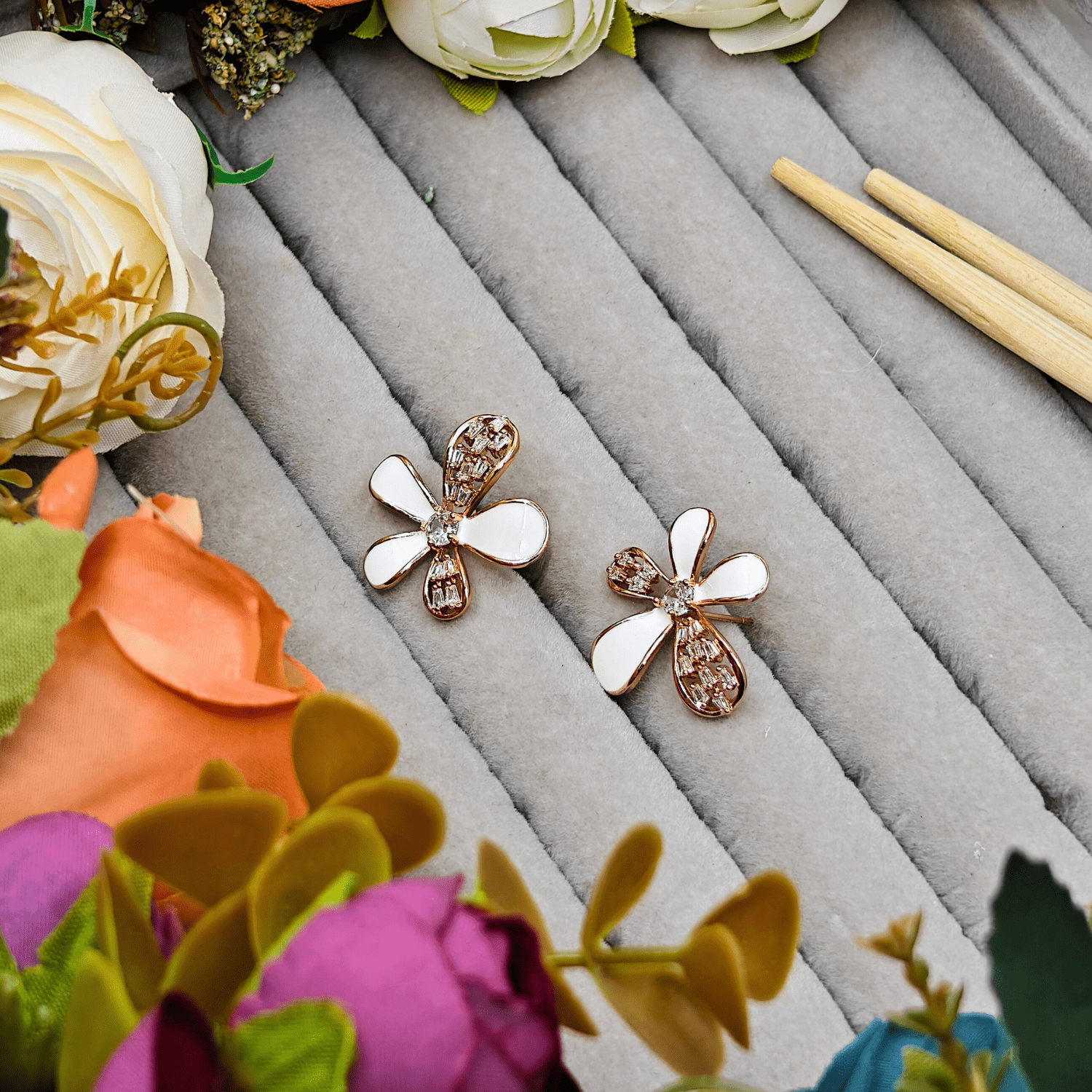 18 K Rose Gold Plated Anti Tarnish Twinkle Star Stud Earring ATER104 - The Soul Jewellery