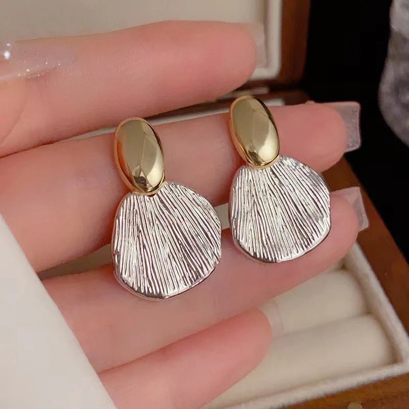 Venus Shell Aura 6™ Demi - Fine Gold Seashell Drop Earrings | Luxury 18K Gold Plated Statement Earrings for Women | Elegant Anti - Tarnish Designer Party Earrings - The Soul Jewellery