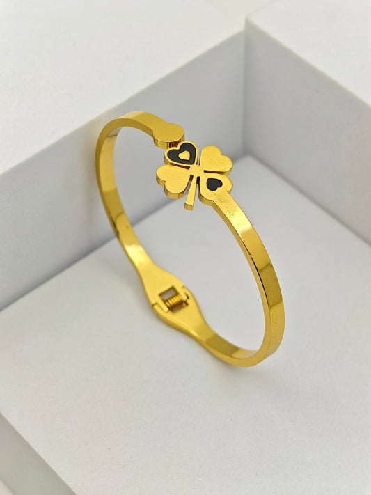 AURÉLIA AMORE LUXE 8™ Regal Clover Enamel Demi Fine Anti-Tarnish Kada Bracelet for Women - The Soul Jewellery