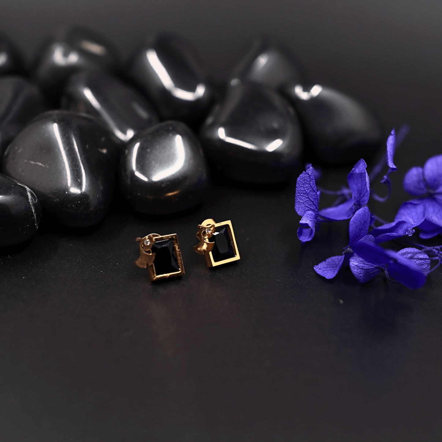 Dark Allure: 18K Gold - Plated Anti - Tarnish Necklace and Earring Set with Black Gemstones ATCP140 - The Soul Jewellery