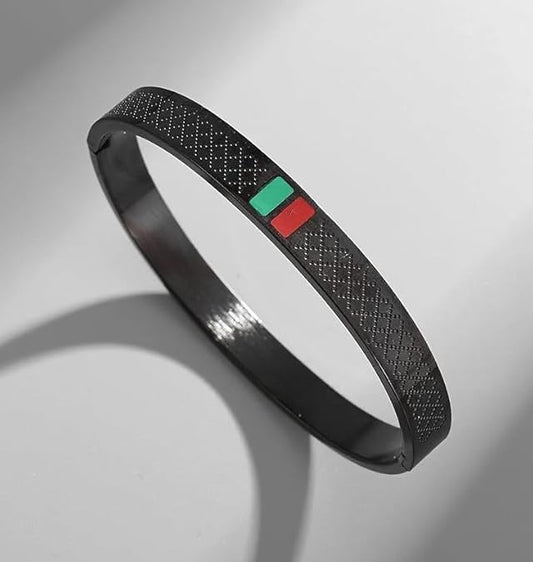 Urban Edge Aura 27™ Men’s Black Textured Bracelet – Premium Stainless Steel Anti - Tarnish Kada - The Soul Jewellery