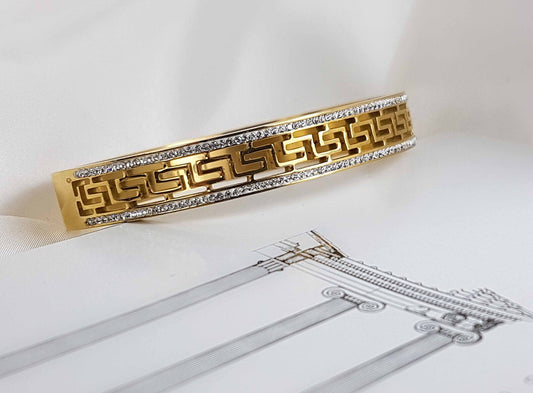 Luxury Diamond Great Wall Stainless Steel Bracelet – Anti - Tarnish | Premium Shine (Lucky 8 Edition) - The Soul Jewellery