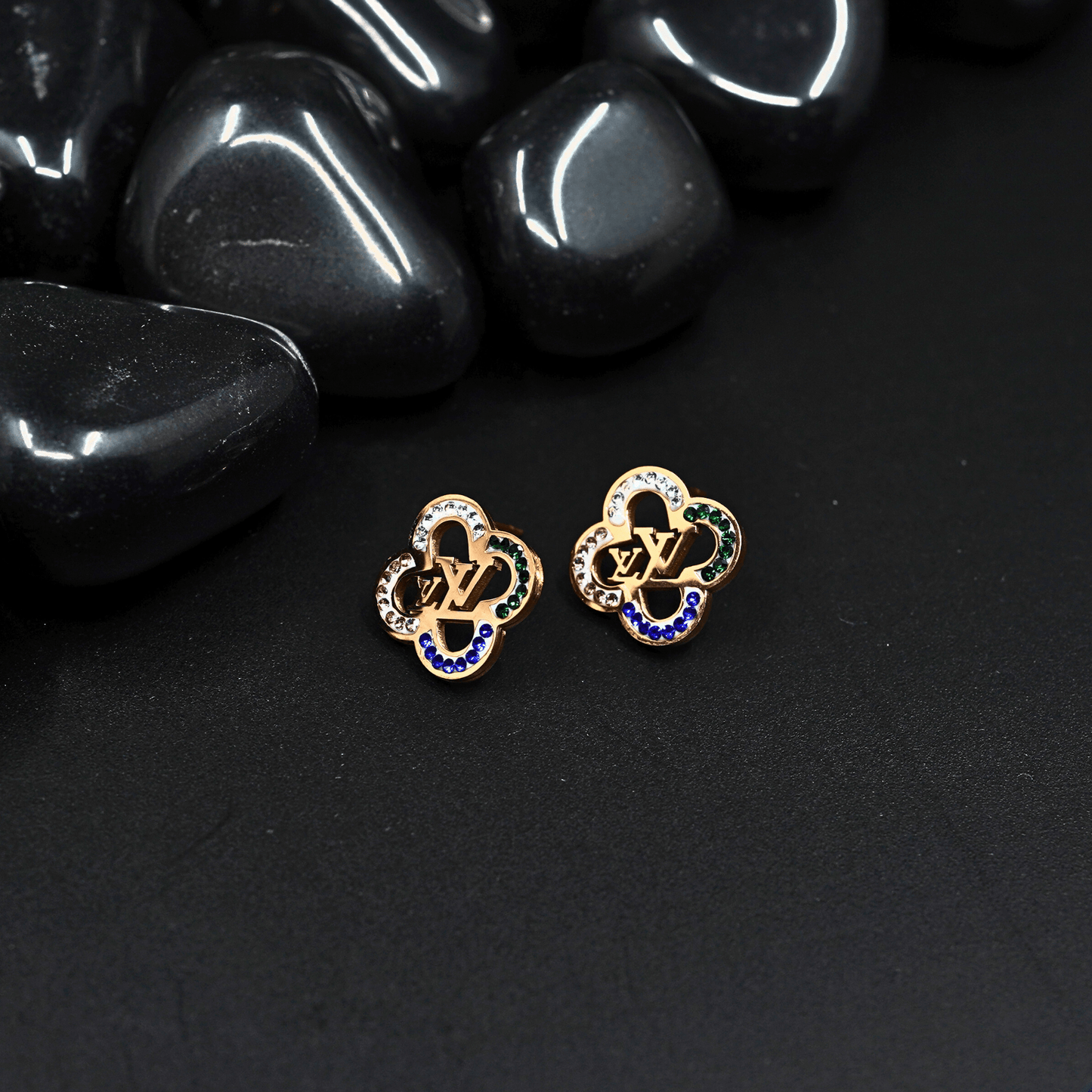 Radiant Clover: 18K Gold Anti - Tarnish Necklace and Earring Set ATCP143 - The Soul Jewellery