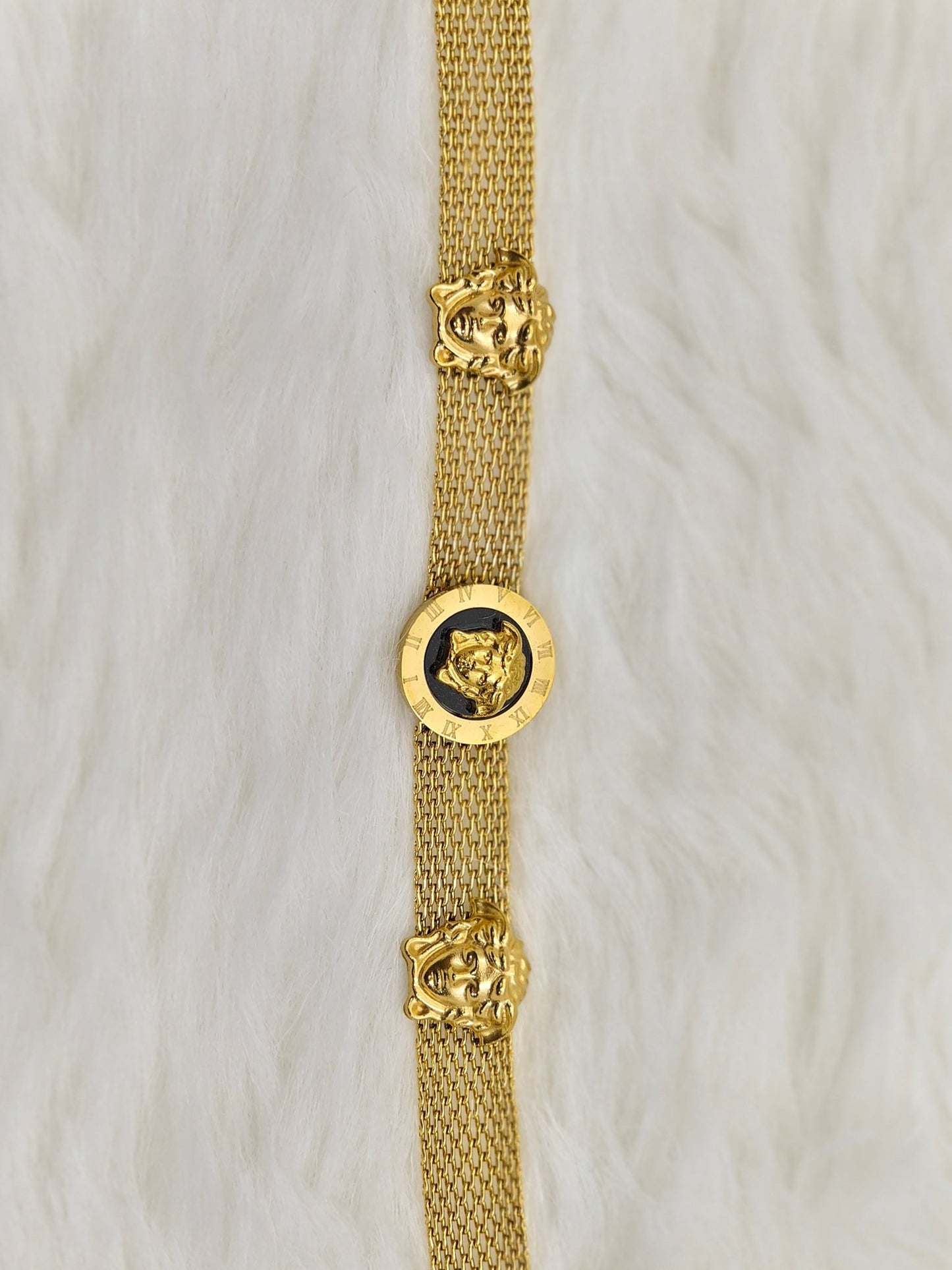 18K Gold Plated Anti - Tarnish Lion Medallion Bracelet – Bold Statement Chain Bangle RGB498 - The Soul Jewellery