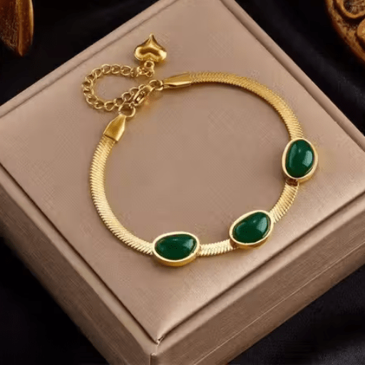 Emerald Aura 6™ Green Stone Bracelet for Women – 18K Gold-Plated Stainless-Steel Snake Chain - The Soul Jewellery