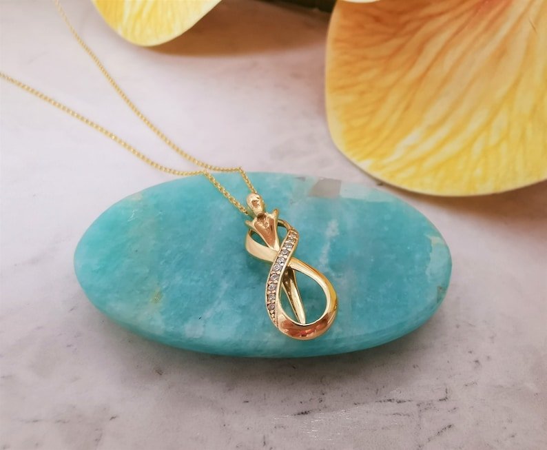 Infinity Symbol Pendant in 18K Gold Plating – Minimalist Chain Necklace Set for Daily Wear - The Soul Jewellery