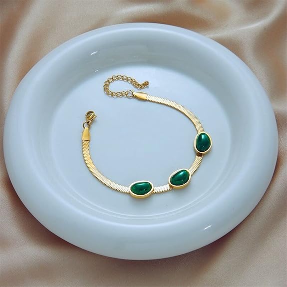 Emerald Aura 6™ Green Stone Bracelet for Women – 18K Gold-Plated Stainless-Steel Snake Chain - The Soul Jewellery