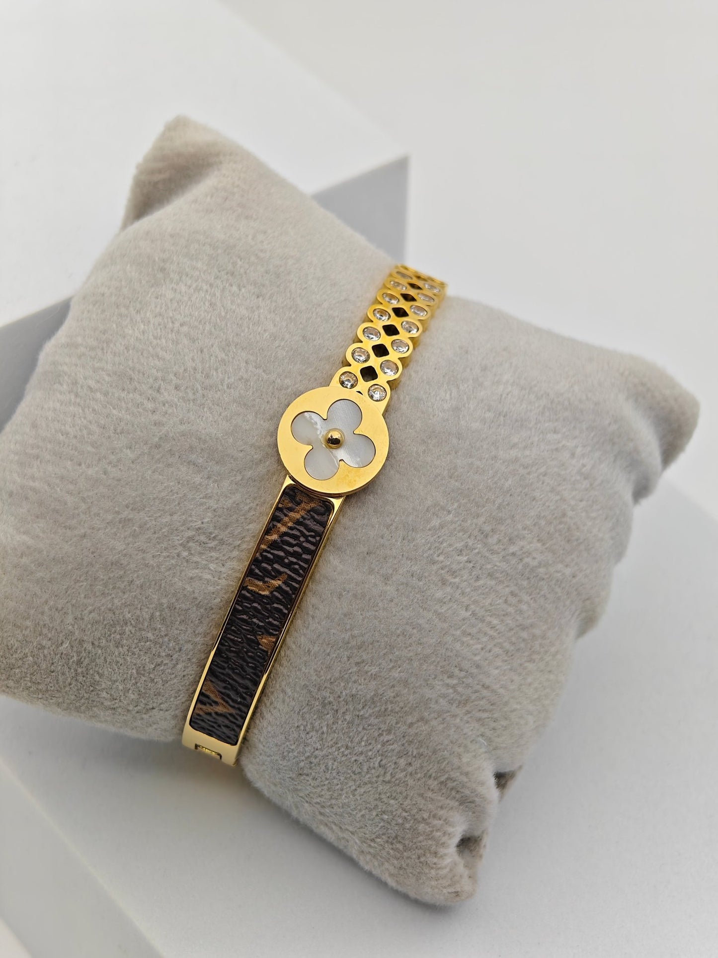 Stylish 18K Gold Plated Anti - Tarnish Bangle with Floral and Leather Accents for Everyday Elegance - The Soul Jewellery