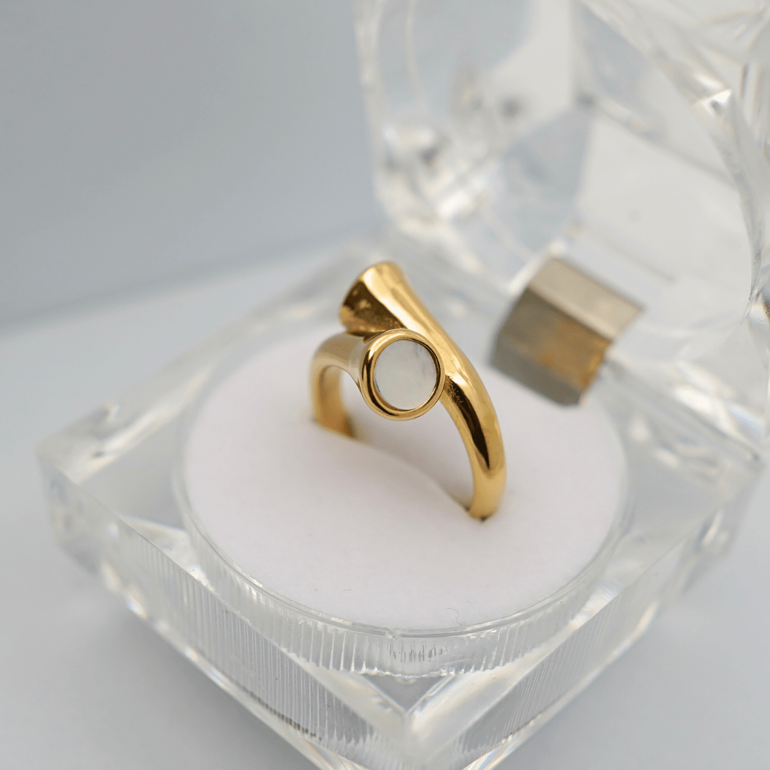 Adjustable Anti - Tarnish 18K Yellow Gold Plated Zoe Ring with Minimalist Design – Modern and Elegant - The Soul Jewellery