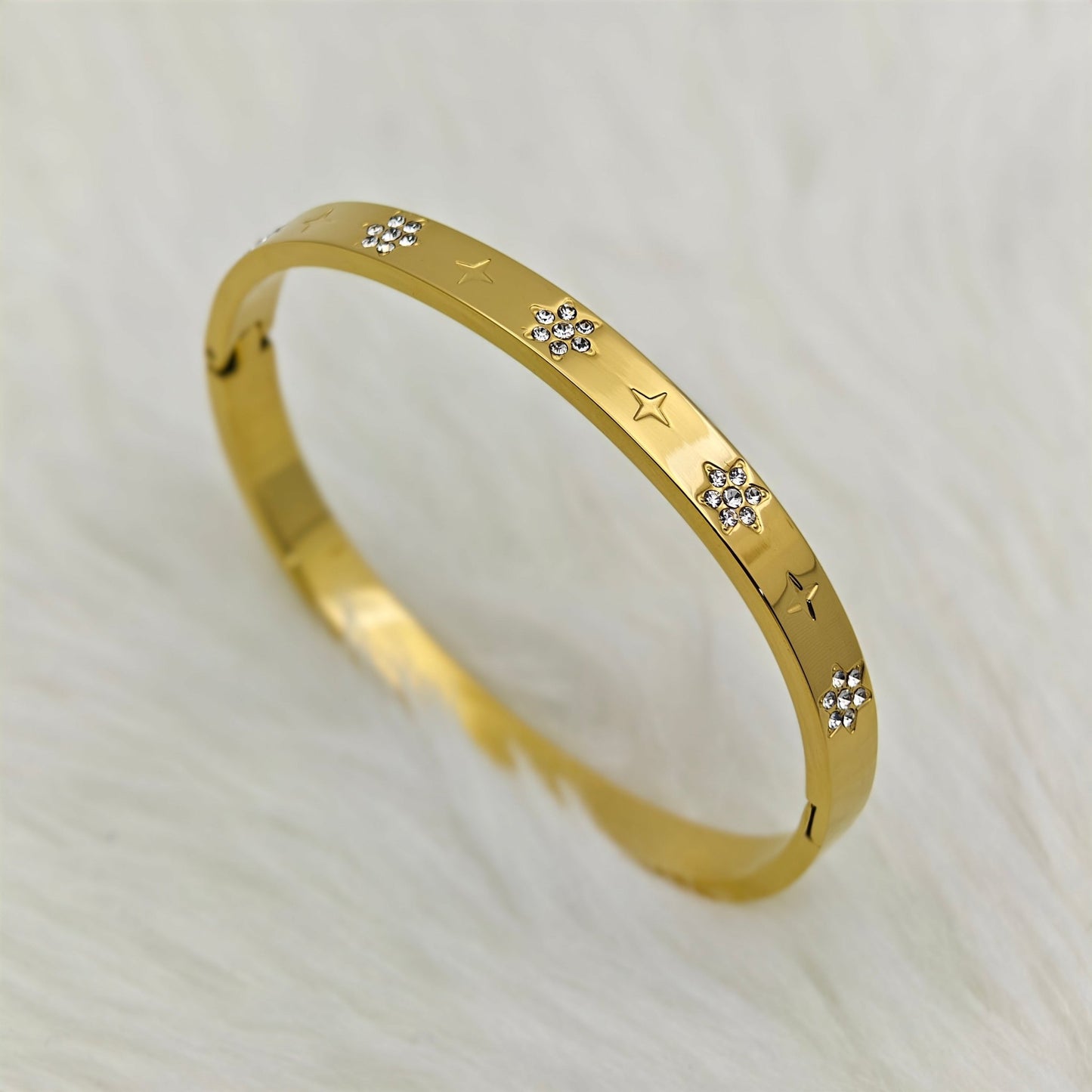 Elegant 18K Gold Plated Anti - Tarnish Bracelet with CZ Floral & Star Accents – Timeless Sparkle RGB464 - The Soul Jewellery