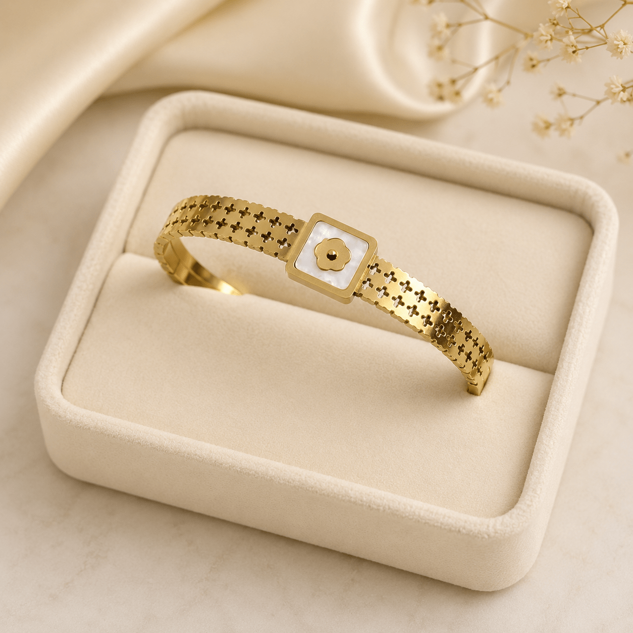 AURÉLIA AMORE LUXE 6™ Mother of Pearl Demi-Fine Anti-Tarnish Gold Bangle Bracelet for Women - Soul Jewellery